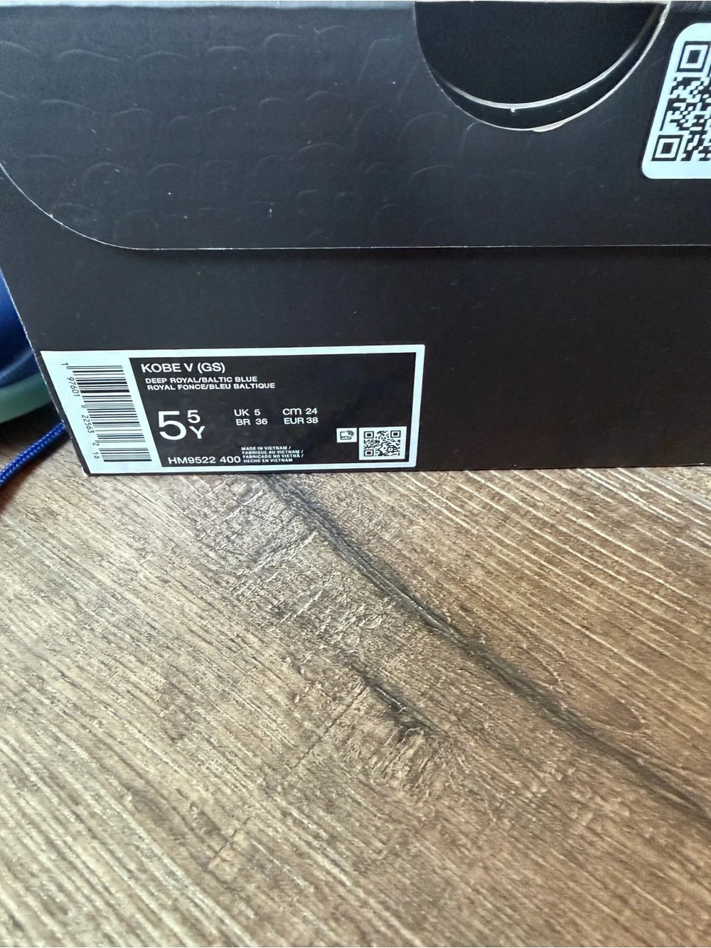 Nike Kobe V “X Ray” kids shoes